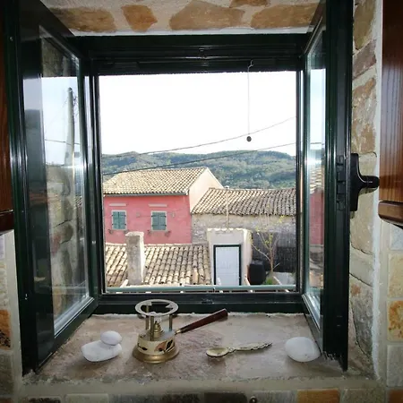 Ariadni Stone Houses Ferienhaus Giannádes