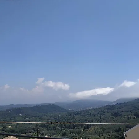 Holiday home Ariadni Stone Houses *